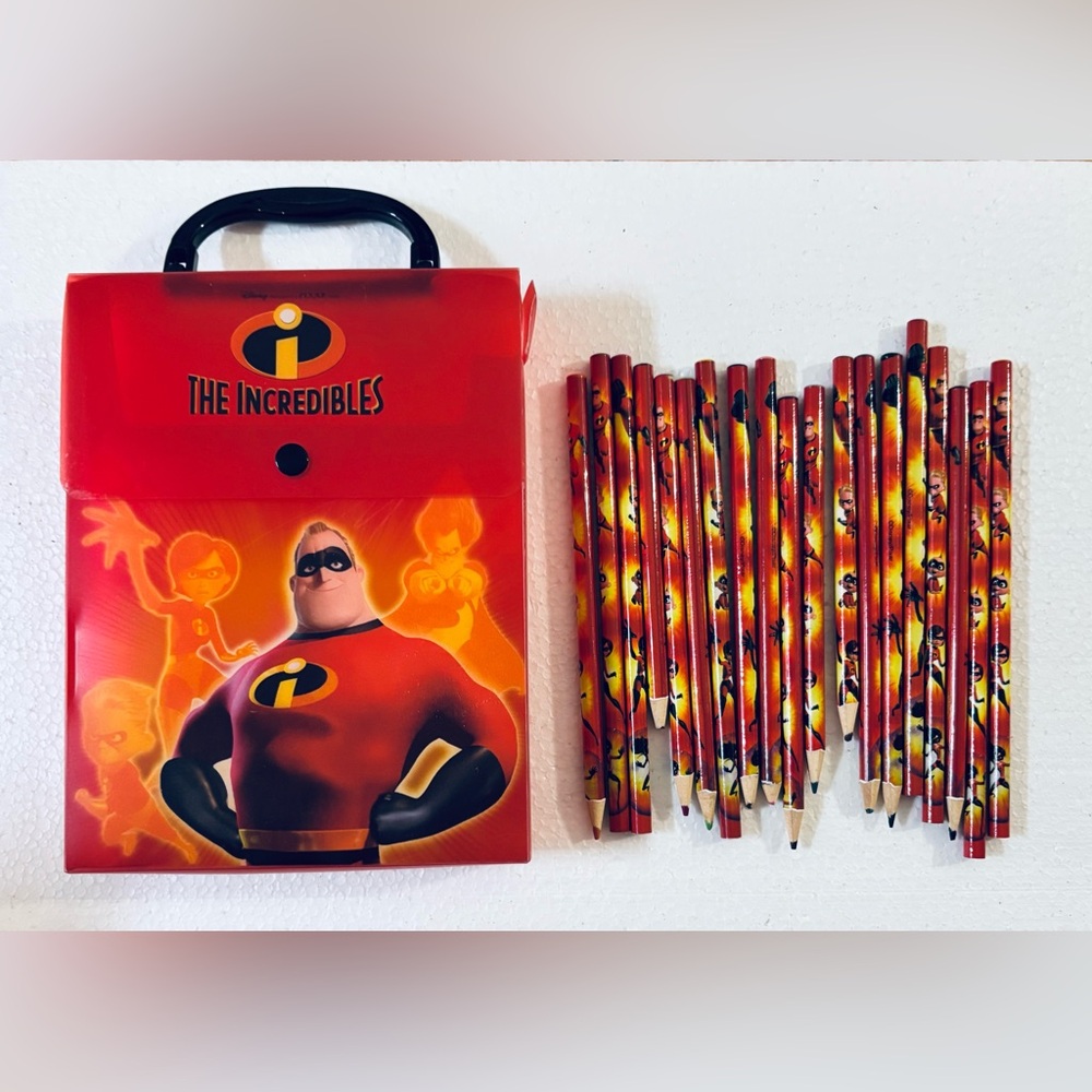 The Incredibles Colored Pencils With Case Disney Parks